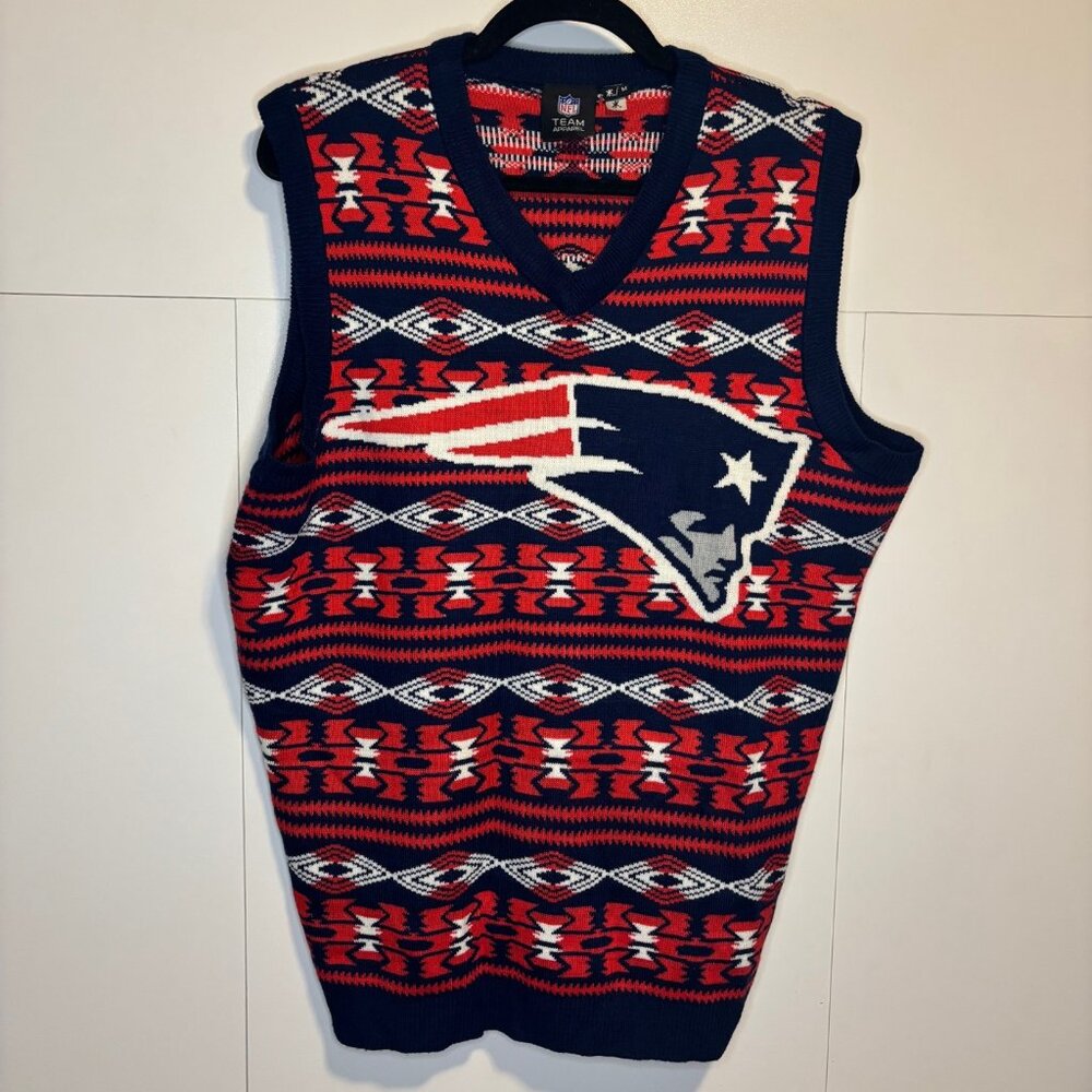 Patriots Christmas Sweater Vest – Size Medium – Great Condition